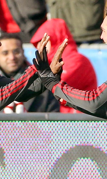 MLS Roundup: Jermain Defoe strikes again for Toronto FC, Seattle wins at Montréal